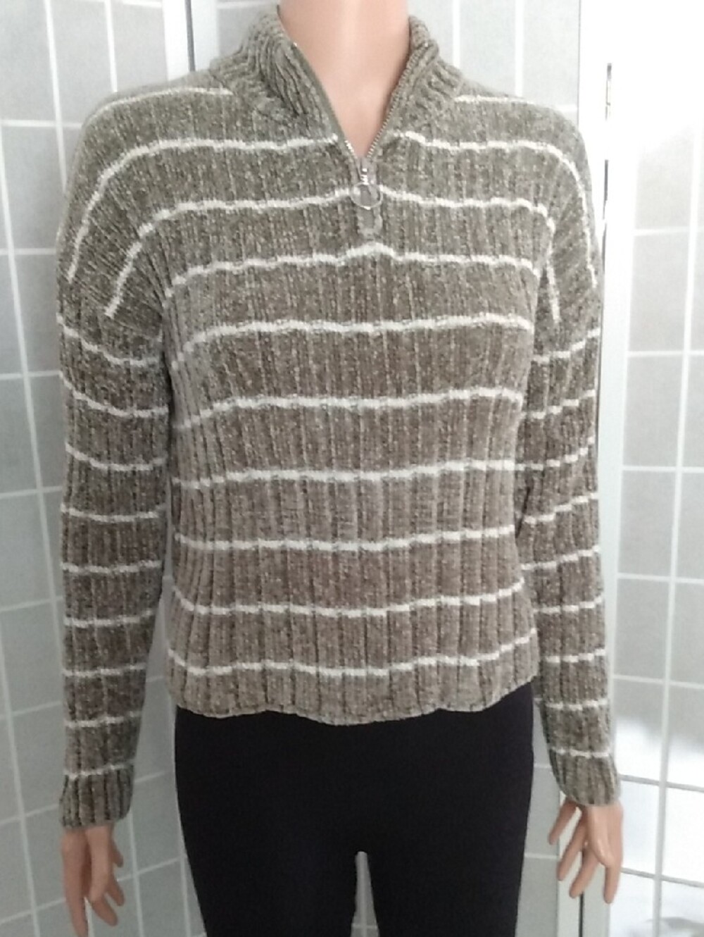 Pink Republic 1/4 Zip Pullover Sweater Top- Pine Green & White- WMNS Medium